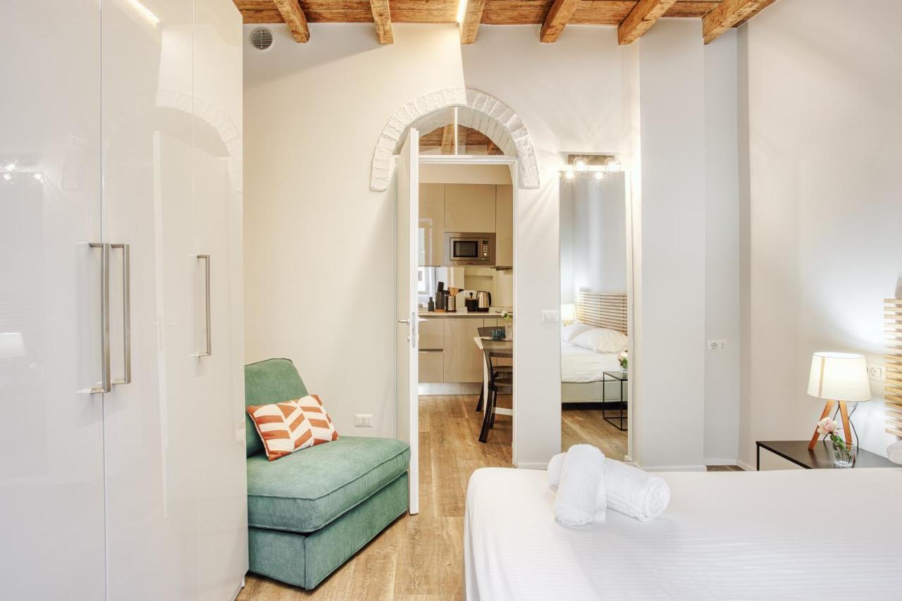 شقة Joivy Delightful 1-Bed Flat In The Centre Of ميلان المظهر الخارجي الصورة