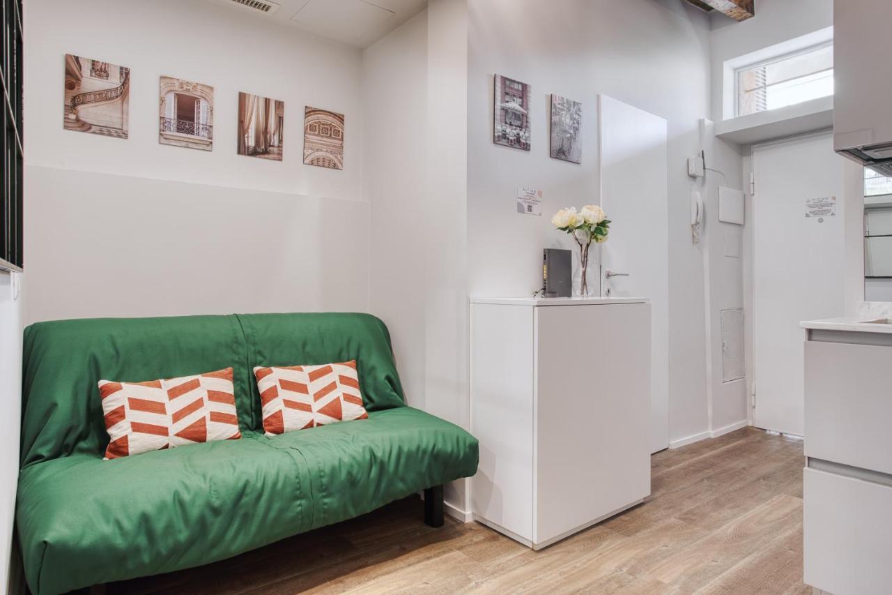 شقة Joivy Delightful 1-Bed Flat In The Centre Of ميلان المظهر الخارجي الصورة