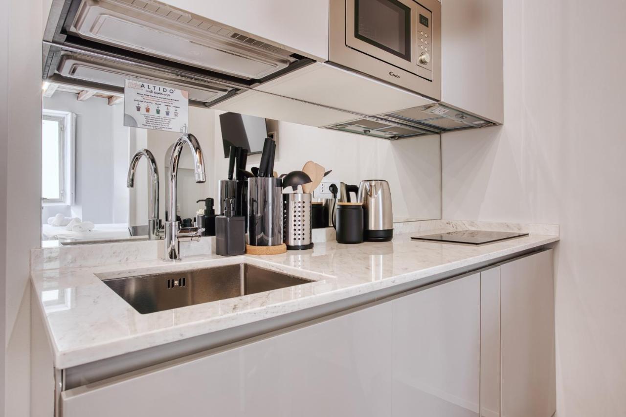شقة Joivy Delightful 1-Bed Flat In The Centre Of ميلان المظهر الخارجي الصورة